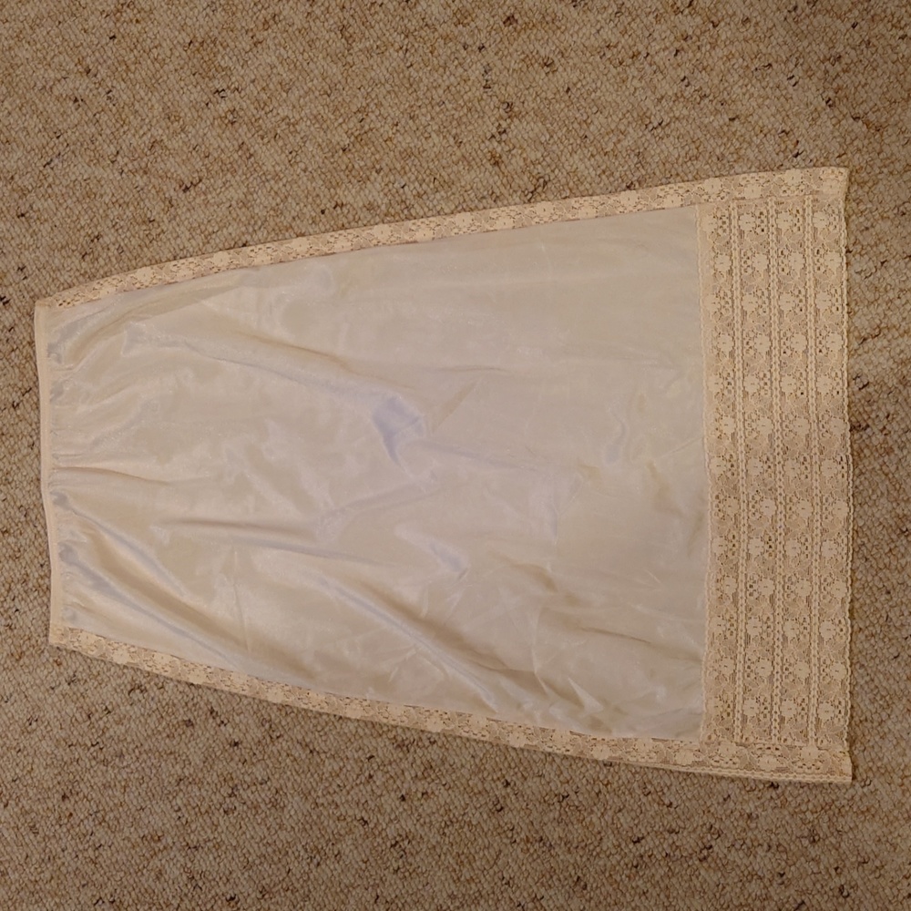 VINTAGE long skirt slip